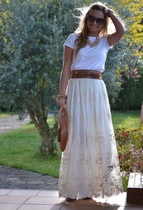 Long Lace Skirt, Rok Outfit, Moda Do Momento, Long Skirt Summer, Fest Outfits, Maxi Skirt Style, Maxi Skirt Outfits, High Waisted Maxi Skirt, Mode Boho