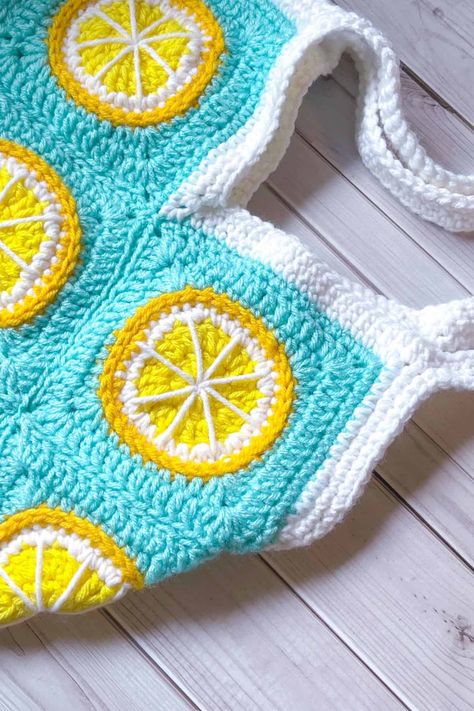 Crochet Lemon Bag Pattern Crochet Fruit Bag Pattern, Lemon Crochet Bag, Lemon Crochet, Lemon Bag, Crochet Lemon, Easy Beginner Crochet Patterns, Crocheted Things, Purse Ideas, Bags Sewing