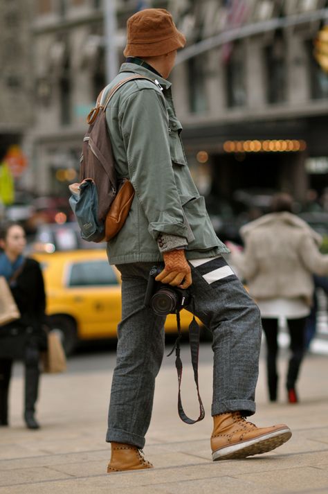 Captured clicking in Grenson Boots @ NYF Grenson Boots, Men Styling, Old Man Fashion, Mens Fasion, Brogue Boots, Wearing Style, Men Formal, Style Boots, Digital Agency