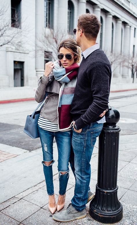 Blanket Scarf Outfit, Neo Grunge, The Cardigans, Couple Style, Stylish Couple, Coachella Outfit, Grunge Look, Tomboy Outfits, Mode Casual