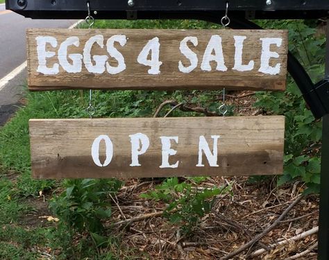 DIY Eggs for Sale Sign from Reclaimed Wood DIY Crafts Farmer's Market Sign Pallet Signs Reclaimed Wood repurpose Stenciling What to do with eggs Wood Pallets Fresh Eggs Sign Diy, Eggs For Sale Sign, Fresh Eggs Sign, Farmers Market Sign, Garden Goddess, Eggs For Sale, Egg Stand, Chicken Signs, Sale Sign