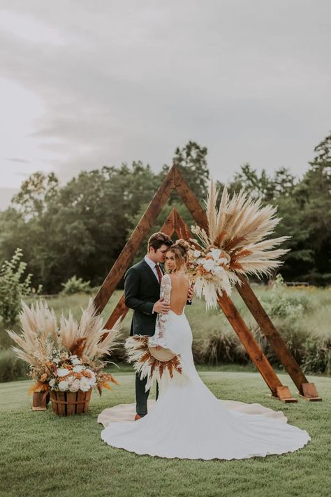 Boho Wedding Arch, Wedding Bohemian, Diy Wedding Backdrop, Boho Styl, Wedding Arbour, November Wedding, Boho Wedding Inspiration, Boho Chic Wedding, Boho Wedding Decorations