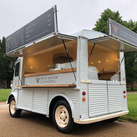 Citroen Food Truck, Crepe Truck, Coffee Vans, Kombi Food Truck, Horse Box Conversion, Citroen Type H, Winchester Cathedral, Mobile Cafe, Pizza Truck