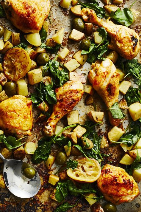 Mediterranean Chicken Bake Mediterranean Chicken Bake, Comfort Recipes, Best Healthy Dinner Recipes, Roasted Chicken And Potatoes, Chicken And Potatoes, Eggplant Dishes, Greek Salad Pasta, High Protein Low Carb Recipes, Kale Recipes