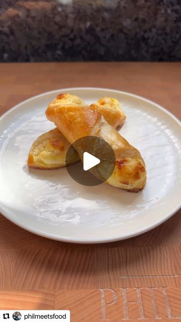 Dufour Pastry Kitchens on Instagram: "#Repost @philmeetsfood with @use.repost
・・・
Quesitos. Puerto Rico 🇵🇷 

Recipe Ingredients:
- @dufourpastrykitchens Puff Pastry
- 8oz @phillycreamchs Cream Cheese
- 2tbsp Powdered Sugar
- 1tsp Vanilla Extract
- Pinch of Kosher Salt
- Egg Wash
- Corn Syrup (brush after baking)

Bake 400F for 20-25 minutes.

#PuertoRico #Quesitos #Baking #Recipe #PhilMeetsFood" Quesitos Puerto Rico Recipes, Quesitos Puerto Rico, Puerto Rico Recipes, Pastry Kitchen, Baking Recipe, Salted Egg, Egg Wash, Recipe Ingredients, Kosher Salt