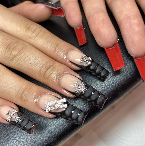 Black Red Bottom Nails, Red Bottom Acrylic Nails, Trap Nails, Red Bottom Nails, Black Acrylic Nail Designs, Acrylic Nails Stiletto, Prom Nails Red, Acrylic Nails Nude, Nails Y2k