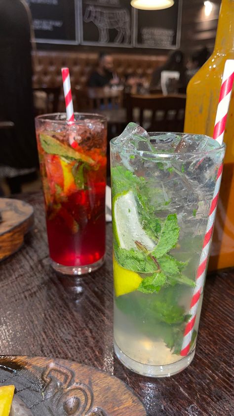 Mojito Snapchat Story, Diy Gift For Bff, Drink Photography, Snapchat Story, Food Drink Photography, Warsaw Poland, Food Snapchat, Better Life Quotes, Aesthetic Room Decor