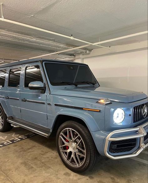 Kylie Jenner Car, Stile Kylie Jenner, Dream Cars Mercedes, Mercedes G Wagon, Lux Cars, Car Goals, G Class, Classy Cars, Fancy Cars