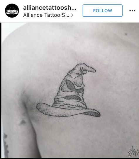 Sorting Hat Tattoo, Themed Tattoos, Harry Potter Sorting, Hp Tattoo, Harry Potter Sorting Hat, Potter Tattoo, Tattoos Inspiration, Harry Potter Tattoo, Sorting Hat