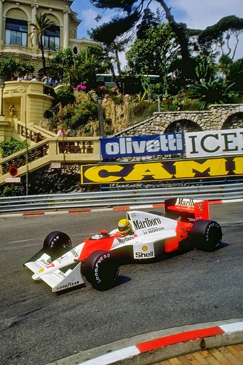 1990 Monaco GP - Ayrton Senna, driving a McLaren-Honda, started from pole position, led every lap and set the fastest race lap, en route to his second consecutive Monaco win and third in all. #F1 #Formula1 #MonacoGP #McLarenHonda #AyrtonSenna Lemans Car, Senna F1, F1 Retro, Senna Mclaren, F1 Monaco, Aryton Senna, Monaco Gp, Mclaren Formula 1, F1 Poster