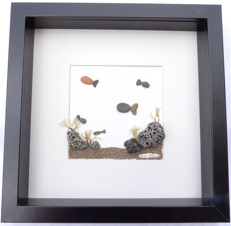 Scottish pebble art picture: Fish/underwater scene by PebblePictures on Etsy https://www.etsy.com/listing/236127830/scottish-pebble-art-picture Dried Seaweed, Picture Beach, Fish Underwater, Sea Glass Art Projects, Sky Art Painting, Underwater Scene, Fish Motif, Glass Art Projects, Pebble Pictures