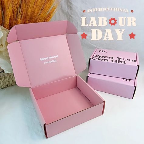 Enjoying a three-day Labor Day holiday~ I still want to share our mailer box.📦 Good packaging will increase people's pleasant buying experience.👏👏 Welcome to contact us to customize mailer box for your product!😊 #custompackaging #sustainablepackaging #prpackaging #mailerbox #goodpackaging #makeuppackaging #packagingideas #laborday #pink #gift Influencer Box Packaging, Labor Day Holiday, Three Days, Mailer Box, Sustainable Packaging, Subscription Box, Custom Packaging, Good Mood, Labour Day