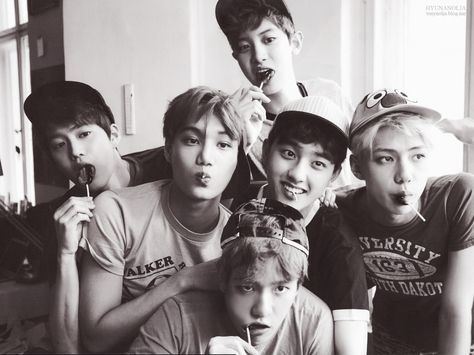 Exo Black And White, Wu Yi Fan, Exo Korean, Kim Min Seok, Exo Do, No Way Out, Xiu Min, Love K, Exo Members