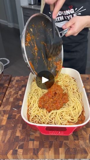 38K views · 317 reactions | Dump and Bake: Million Dollar Spaghetti 🍝 video by Kyle Stook | By Between the Hammer | Alright, we're going to pour
half of our al dente cooked spaghetti into our greased nine
by 13 casserole and we're just going to spread this out on the
bottom. On top of that, we're going to drizzle a little bit
of our marinara sauce and we're just going to give this a quick
toss. We just want those noodles lightly coated with the
marinara so they're not very dry. We're going to put one
block of cream cheese right down. This is going to melt
down wonderfully and I'm going to go with some ricotta
cheese here. You need about eight ounces. Now, alternate to
ricotta would be cottage cheese but I just really love ricotta.
Now, we're going to do another eight ounces of sour cream Easy Pasta Dinner Recipes, Dump And Bake, Million Dollar Spaghetti, Easy Pasta Dinner, Hamburger Casserole, Spaghetti Casserole, Italian Foods, Pasta Dinner Recipes, Macaroni Cheese