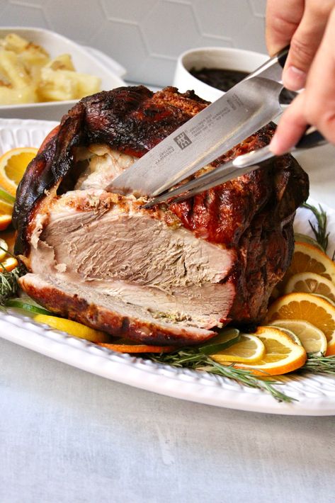 Lechon Asado (Cuban Roast Pork) Cuban Pork Roast, Guava Cake, Guava Recipes, Cuban Pork, Pork Leg, Queso Recipe, Flan Recipe, Roast Pork, Cake Tray