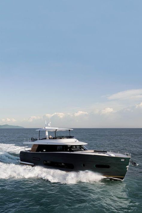 Azimut Yachts, Yacht Model, Boat Life, Luxury Yacht, Luxury Yachts, Atlantis, Yachts, Boating, Boats