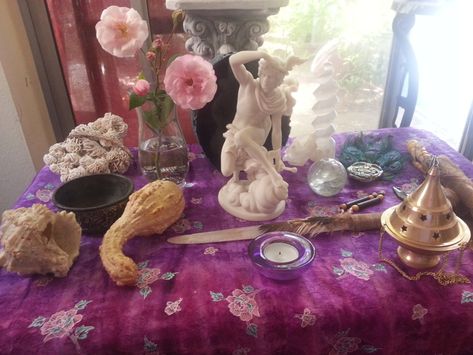 Hermes Altar, She Her Pronouns, Spiritual Room, Old Witch, Witchcraft Spells For Beginners, Future Vision, Pagan Altar, Women Crafts, High Priestess