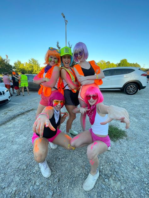 Neon Football Theme, Student Section Themes, Neon Outfits Party, Uca Camp, Fnl Themes, Neon Party Themes, Football Season Outfits, Neon Party Outfits, Football Game Outfit Highschool