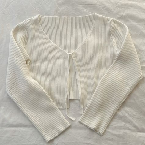 This White Cardigan From Shein Has A Thick Ribbed Material, A Cropped Fit, And Ribbons In The Front To Tie It Closed. Size L. Perfect Unused Condition, Never Worn, No Flaws. White Cardigan For Dress, White Grunge Outfit, White Cropped Cardigan Outfit, Short White Cardigan, Aesthetic Cardigan, White Cropped Cardigan, Cardigans Sweater, White Skirt Outfits, Cardigan Summer