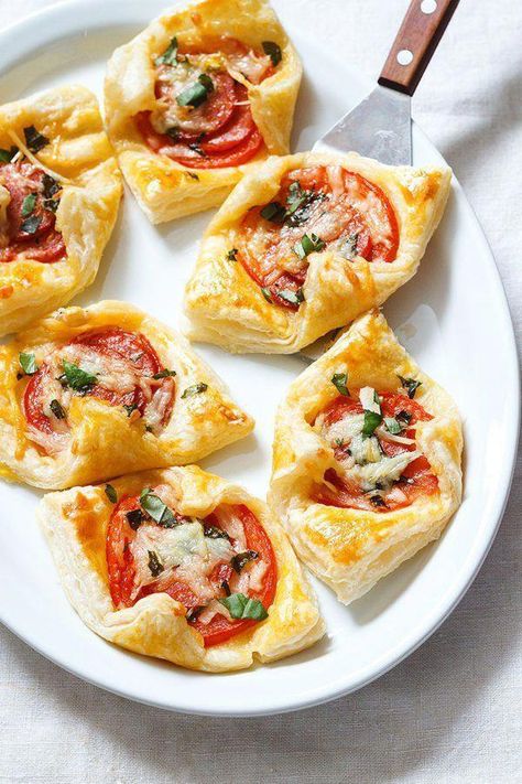 Pepperoni Basil Tomato Puffs Need some ideas for birthday party snacks? Then you've come to the right place. Tons of ideas for finger foods for kids and healthy birthday snacks for adults who want to watch what they eat; we also have sugary treats. There's something for everyone. Why not grab a few of these #birthdaypartysnacks #After-SchoolSnackStop Birthday Snacks For School Store Bought, Birthday Snacks For Adults, Fun Healthy Birthday Treats For School, Healthy Classroom Snacks School Birthday, Store Bought Birthday Treats For School, Pre Packaged Snacks For School Birthday, Healthy Birthday Snacks, Snacks For Adults, Ideas For Birthday Party