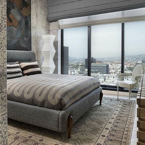 2,272 Likes, 94 Comments - John Roman (@jroman1964) on Instagram: “Loving this bed @robertopedrazacustom . . . . . . . . . . . . . . . . . . . . . . . . . #art…” Penthouse Guest Bedroom, Psychelic Decor, Cascade House, Library Lighting, Kelly Wearstler Interiors, Hotel Bedrooms, Mom Cave, Glam House, Art Apartment