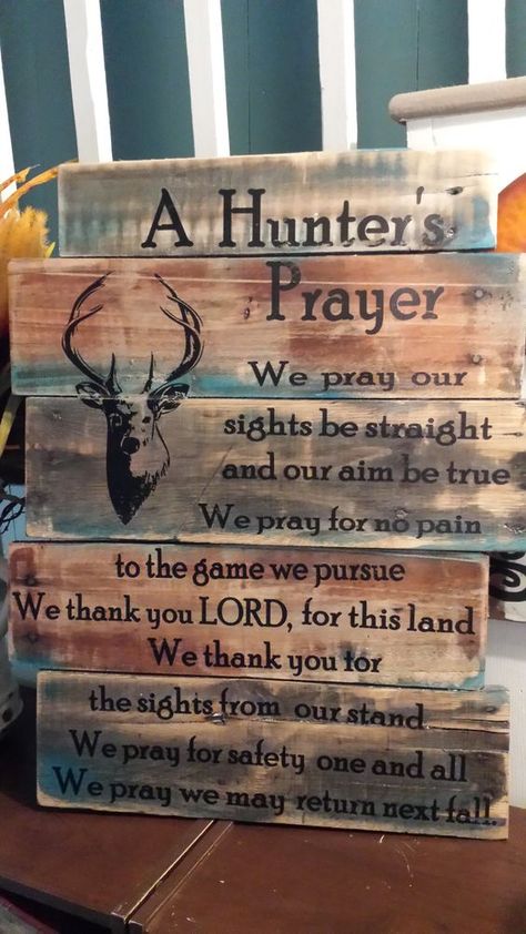 Outdoors Crafts, Hunting Pics, Man Cave Inspiration, Hunter's Prayer, Antlers Decor, Funny Hunting, Hunting Room, Deer Season, Southern House