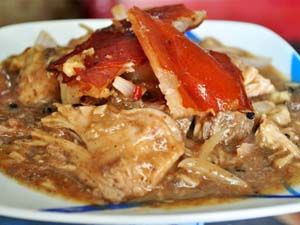 Lechon Paksiw Filipino Lechon, Lechon Paksiw, Lechon Paksiw Recipe, Lechon Recipe, Pilipino Recipe, Filipino Delicacies, Panlasang Pinoy Recipe, Pinoy Recipe, Pinoy Foods