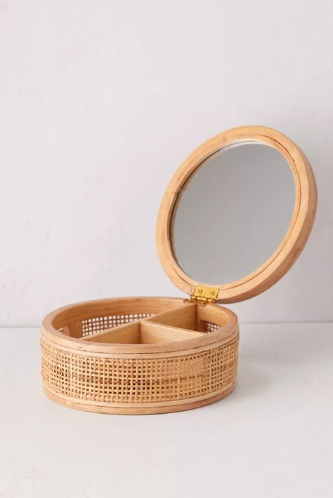 Rattan Jewelry, Diy Projects Wood, Wood Working Ideas, Wood Crafts Diy, Room Inspiration Bedroom, Aesthetic Room Decor, Diy Wood, Aesthetic Room, Wood Working