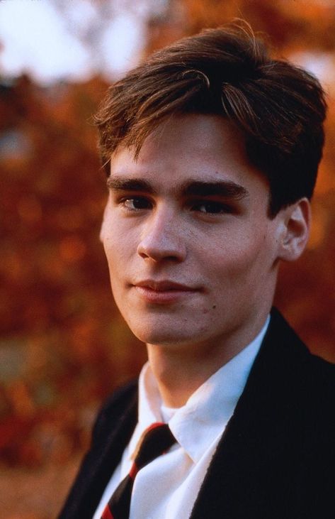 The Cast Of "Dead Poets Society" Then And Now Robert Sean Leonard, The Princess Diaries, Sean Leonard, Oh Captain My Captain, Captain My Captain, Dr House, Dead Poets Society, Film Serie, Carpe Diem