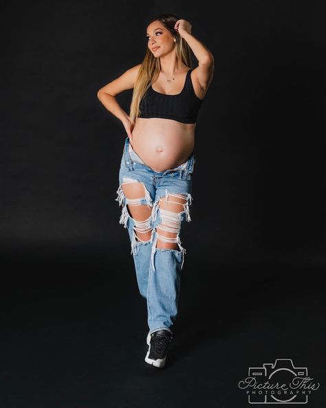 Jean Maternity studio session✨ Maternity Photoshoot, Maternity Shoot, Pregnancy Shoot, Pregnancy Photoshoot, Sneaker Head, Quick Saves