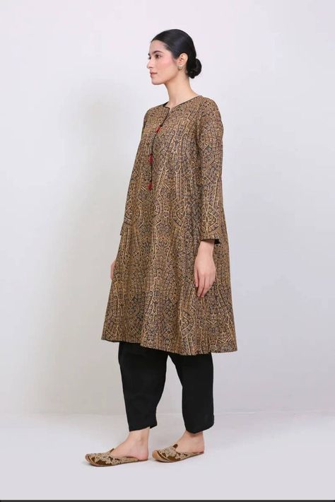 A lIne kurta/Pakistani kurta women/Gifts For Her/Tunic fall dresses UK/khaadi kurta women ethnic wear pakistani dresses indian kurti UK Khaadi Kurta, Women Ethnic Wear, Kurta Women, Pakistani Kurta, Indian Kurti, Elegant Shawl, A Line Kurta, Designer Kurtis, Kurta Designs Women