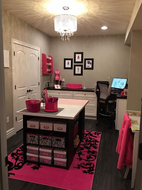 elegant craft room Pink Craft Room, Organizing Purses, Women Cave, Toddler Closet, Diy Shelving, Pink Living Room Decor, Crafting Space, Pink Rooms, Brown Rooms