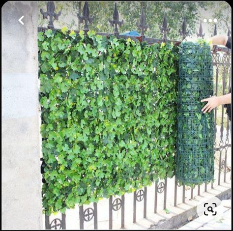 Ivy Fence, Artificial Garden Plants, Artificial Grass Wall, Artificial Plant Arrangements, Balkon Decor, Artificial Plants Decor, Artificial Plants Indoor, Artificial Plant Wall, Trendy Plants