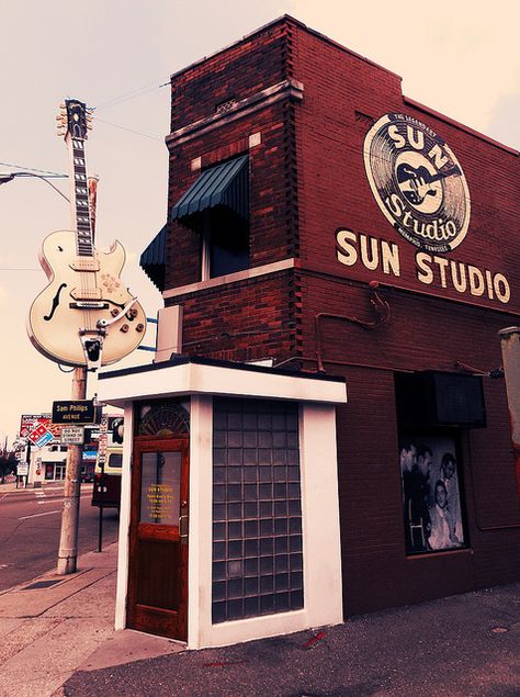 Sun Studio, Memphis  Everyone would love to go to this place.  Fantastic museum with an equally fantastic malt shop while you wait American Vibes, Music Lounge, Tupelo Mississippi, Sun Records, Memphis Tennessee, I'm With The Band, Memphis Tn, Music Studio, Graceland