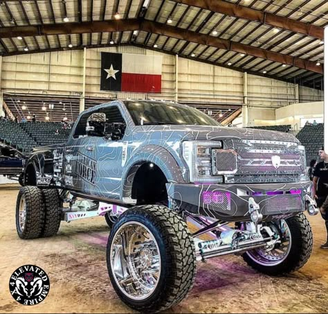 Lifted Cummins, Modified Trucks, Cow Accessories, Jacked Up Chevy, Female Racers, Big Monster Trucks, Big Ford Trucks, Country Trucks, Old Dodge Trucks