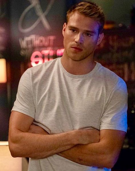 Matthew Noszka, Magnolia Park, Dark Romance Books, Pink Room, Buzz Cut, News Stories, Romance Books, Male Models, Hockey