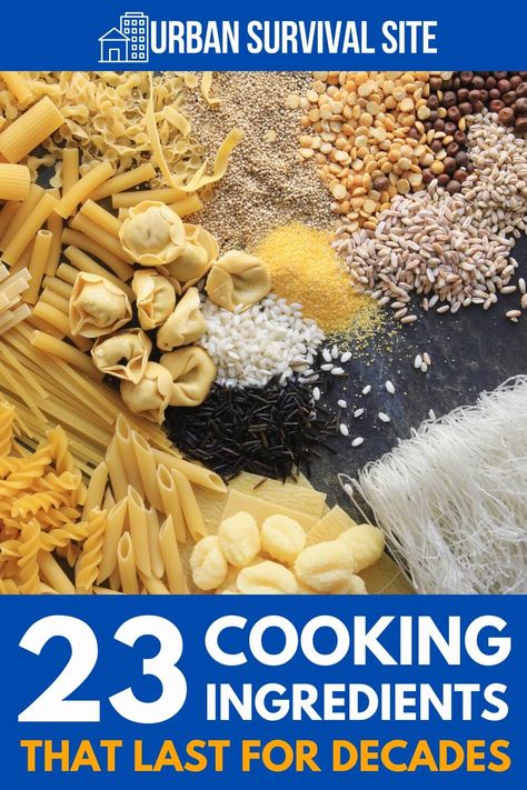 When stockpiling food for emergencies, it's a good idea to focus on basic ingredients. It's cheaper, you'll be able to cook a variety of meals, and many ingredients have an incredibly long shelf life. In fact, some cooking ingredients can last for decades if you store them properly. Food For Emergencies, Stockpiling Food, Survival Preparedness, Survival Skills Emergency Preparedness, Preserving Foods, Long Term Food Storage, Diy Cooking, Urban Survival, Emergency Food