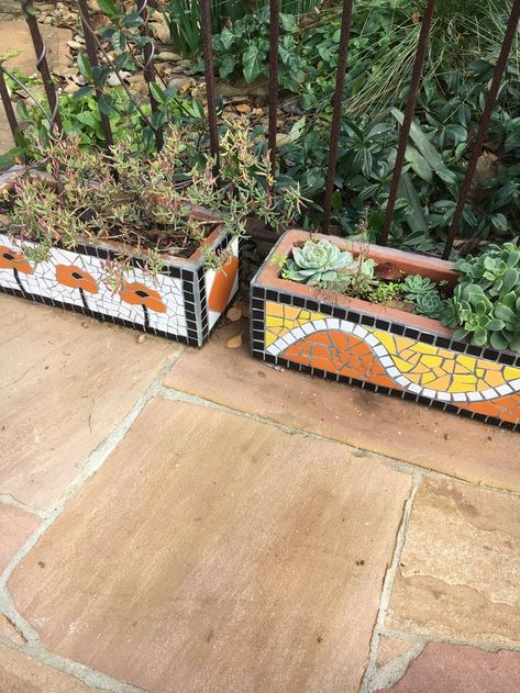 Mosaic planter boxes | Mosaic planters, Mosaic pots, Mosaic flower pots Diy Backyard Decor, Easy Mosaic, Mosaic Planters, Mosaic Art Diy, Mosaic Pots, Mosaic Flower Pots, Mosaic Garden Art, Cement Art, Mosaic Tile Art