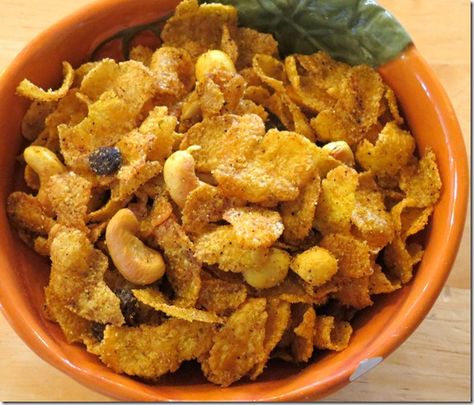 Popcorn Snack Mix Recipes, Chex Snack Mix, Flake Recipes, Corn Flake, Salty Sweet Snacks, Indian Masala, Amazing Husband, Snack Mix Recipes, Crunchy Snack