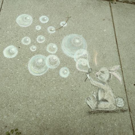 Easter Chalk Ideas Outside, Easy Chalk Drawings, Sidewalk Chalk Art, Sidewalk Art, Chalk Drawings, Blowing Bubbles, Sidewalk Chalk, The Best Is Yet To Come, Art Kitchen