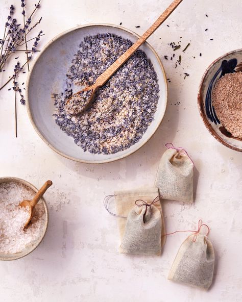 10 Aromatherapy Crafts to Infuse Your Home with Natural Fragrances Bath Tea Bags, Tub Tea, Lavender Crafts, Săpunuri Handmade, Martha Stewart Crafts, Bath Tea, Lavender Bath, Pot Pourri, Diy Spa