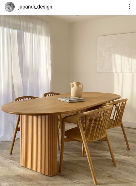 Scandi Japandi, Wood Dining Table Modern, Minimalistic Interior, Modern Wood Furniture, Dinning Room Design, Round Dining Set, Furniture Design Living Room, Apartment Aesthetic, Table Modern