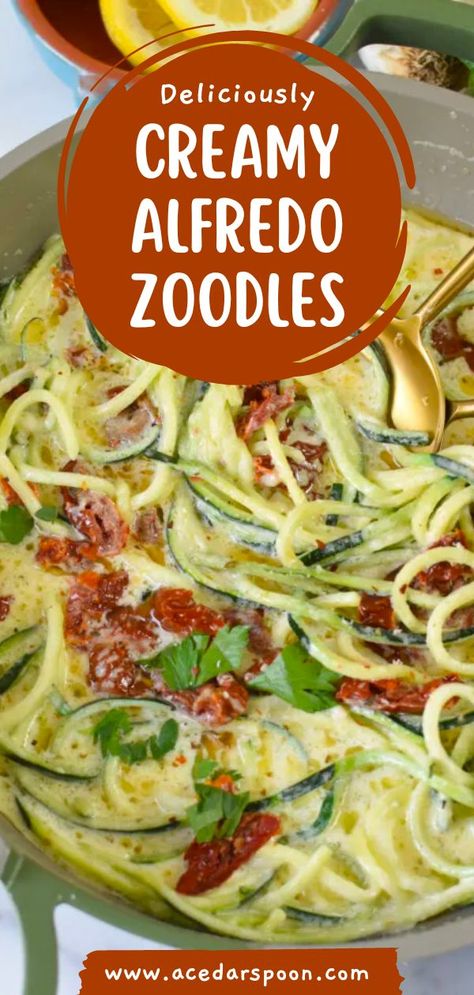 Creamy Alfredo Zoodles Alfredo Zoodles, Healthy Korean Recipes, Tomato Side Dishes, Jarred Alfredo Sauce, Zoodles Recipe, Chicken Main Dish Recipes, Creamy Alfredo Sauce, Spring Lunch, Tomato Pasta Recipe