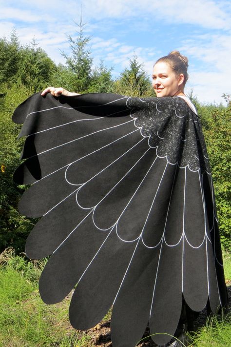 Raven Crow Blackbird Hawk Owl Wings Custom Bird by islesofday                                                                                                                                                     More Bird Cape Costume, Crow Wings Costume, Crow Inspired Outfit, Crow Costume Womens, Raven Costume Diy, Raven Bird Costume, Bird Costume Women, Bird Costume Diy, Hawk Costume