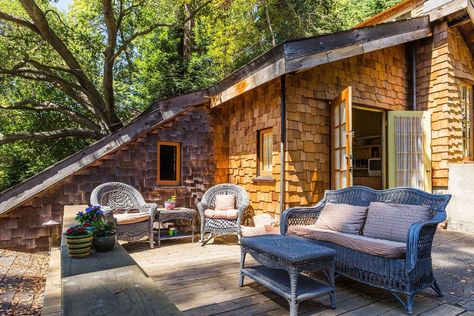 750 Sq. Ft. Cabin Cottage in Berkeley, CA 600 Sq Ft Cabin, Berkeley Hills, Tiny House Nation, Tiny Cabins, Tiny Cabin, A Cabin, Cabins And Cottages, Little Cottage, Carriage House