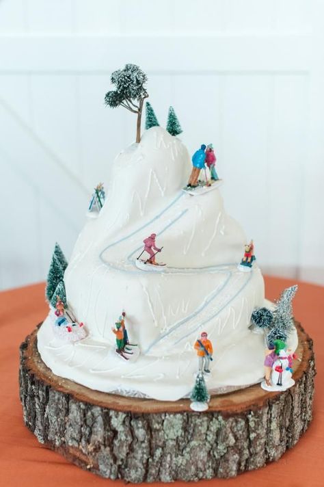 Ski Cake, Mountain Cake, Ski Party, Andermatt, Crumble Cake, Ski Mountain, Adult Birthday Cakes, Tree Cake, Birthday Cakes For Men