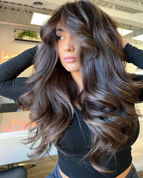 Diana Vivi on Instagram: “Whisper brunette! 75 % cocoa with cool and warm tone on tone hues in all levels boron. Long layers curtain fringing with a bad ass blow…” Whisper Brunette, Natural Ash Brown Hair, Ash Brown Hair Color Ideas, Ash Brown Hair Dye, Medium Ash Brown Hair, Ash Brown Hair Balayage, Light Ash Brown Hair, Grey Brown Hair, Brown Hair Trends