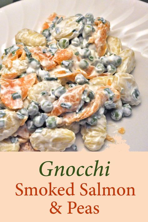 Salmon Gnocchi, Easy Dinner For 2, Chive Sauce, Creamy Gnocchi, Clean Eating Food List, Easy Dinner Sides, How To Cook Gnocchi, Holidays Recipes, Creamy Goat Cheese