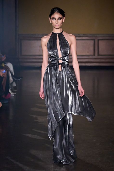 Frederick Anderson, Elegant Classy Outfits, Fall 2023 Ready To Wear, High Fashion Runway, 2023 Ready To Wear Collection, Random Fashion, 2023 Ready To Wear, Glamour Dress, Futuristic Fashion