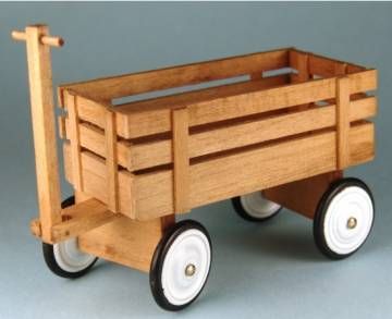 Wooden Pallet Crafts, Kids Wagon, Wooden Toys Design, Wood Yard Art, Wooden Wagon, Wooden Toys Plans, Woodworking For Kids, Kids Wooden Toys, Diy Cardboard Furniture